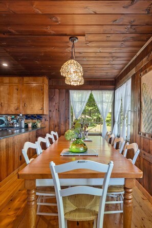 Dining - 5STAR CLEAN rustic lakefront luxury! We’ll take good care of you!  (Sebago)
