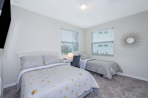 3 chambres, fer et planche à repasser, Wi-Fi gratuit, draps fournis