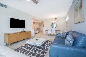 TV - (FG101) Storey Lake Condo 3/2, Free Waterpark (Kissimmee)