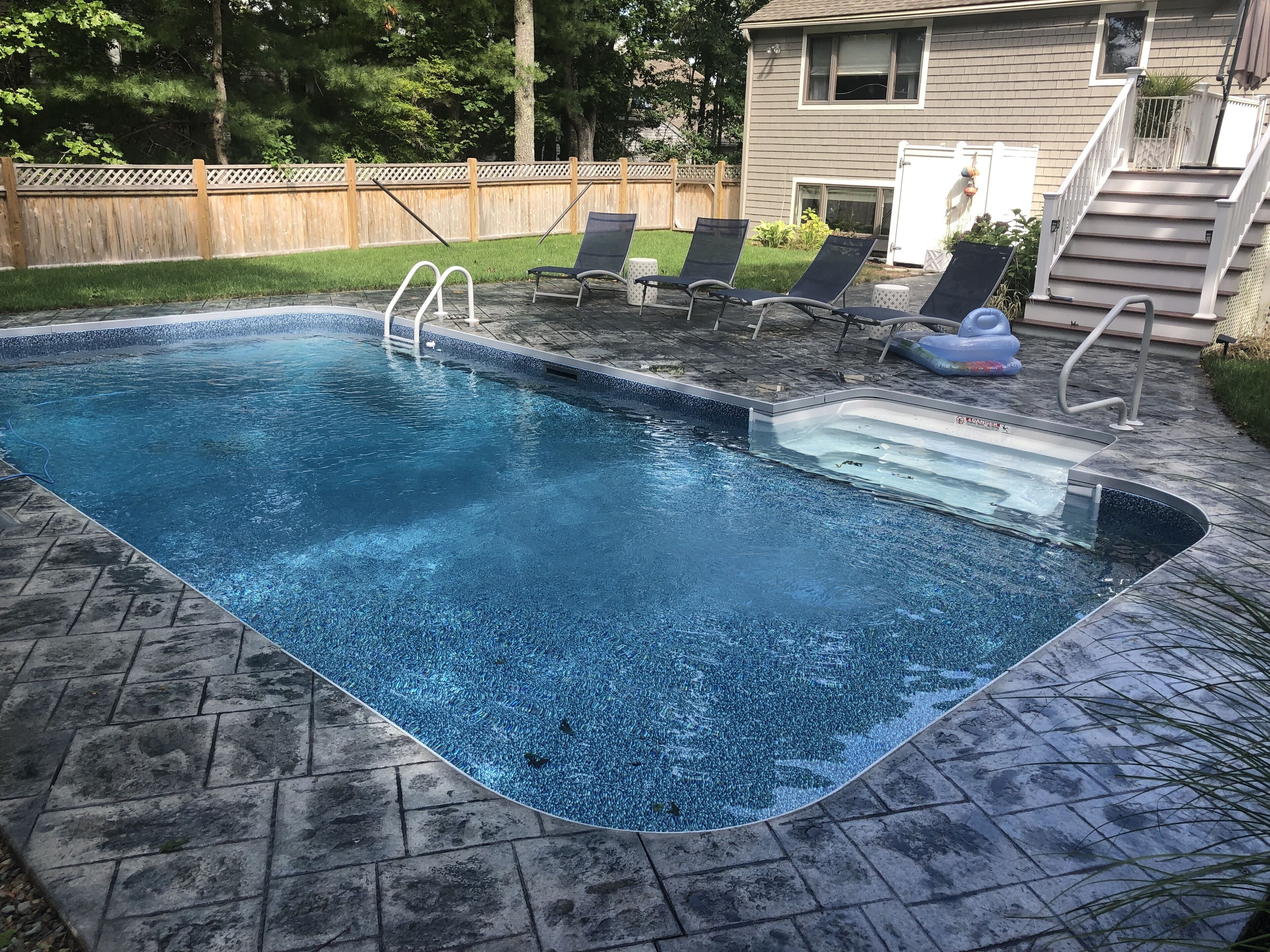 Comfortable 3 Bedrooms 2.5 Bath home Sleeps 6-7
