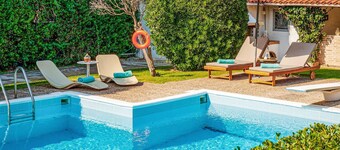 Nice home in Marathons