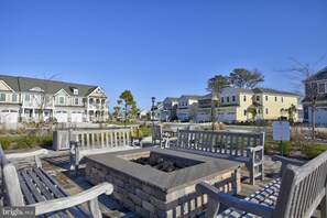 Terrace/patio - Relaxing Townhome with community pool, and just minutes from the beach! (Selbyville)