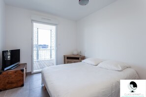 2 chambres, fer et planche à repasser, Wi-Fi gratuit, draps fournis
