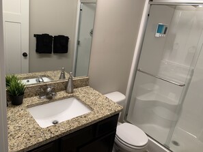Hair dryer, towels, soap, shampoo - Modern 3 Bedroom Executive House by AFB (Derby)