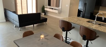 Maison exécutive moderne de 3 chambres à coucher par Spirit