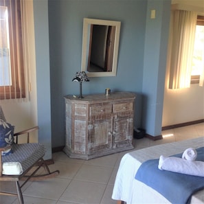 4 habitaciones, tabla de planchar con plancha y wifi gratis 
