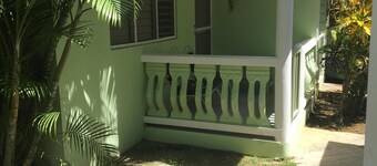 Froggy’s Guest House