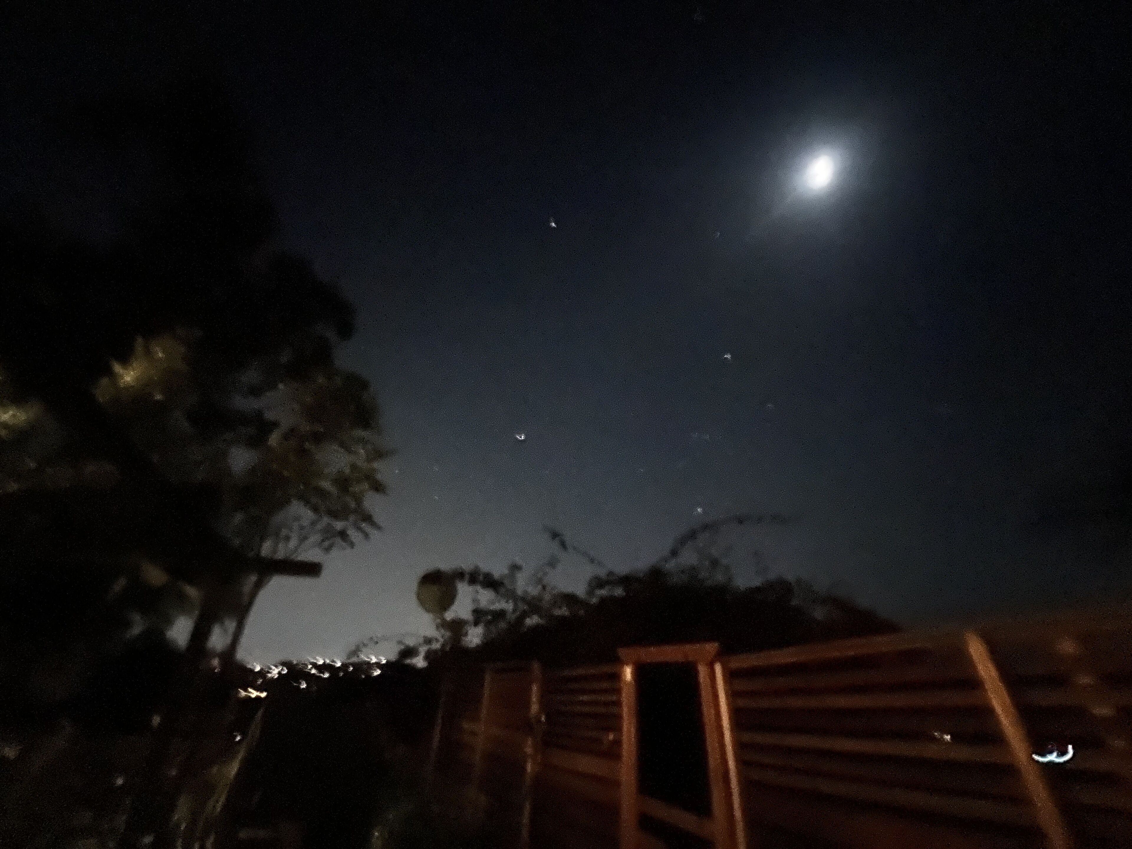 Private secluded Hideaway above the lights
