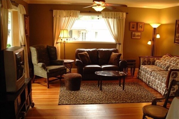 Smart TV, DVD player, books, video library