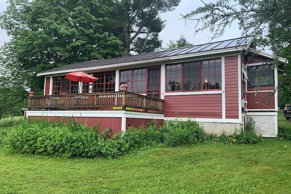 Rustic cabin is surrounded by stunning views, open spaces and wildlife!