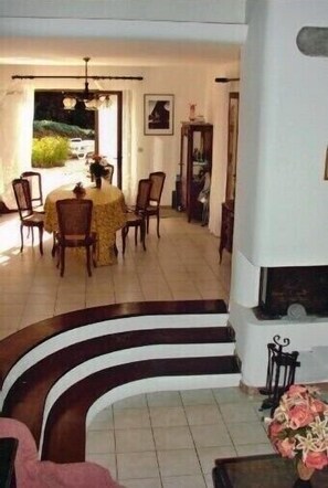 Dining - Gulf Of St. Tropez, Pretty Villa With Pool, Quiet, Luxurious (Rayol-Canadel-Sur-Mer)