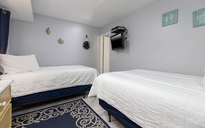 2 bedrooms, iron/ironing board, free WiFi, bed sheets