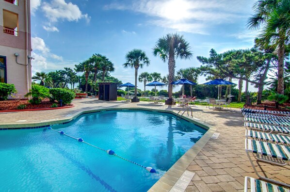 Indoor pool, outdoor pool