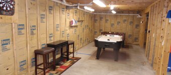 NOUVELLE LISTE!! 4 chambres / 3 salles de bain maison, 10 personnes, idéal pour une escapade en famille