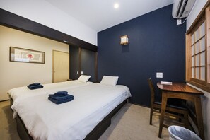 Unclassified image, 5 of 28, button