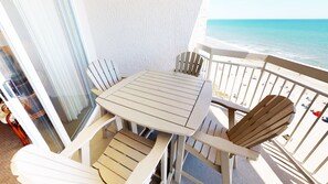 Outdoor dining - Seaside Getaway | Oceanfront Condo | CS S1112 (North Myrtle Beach)