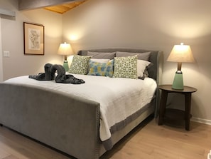 3 bedrooms, travel cot, free WiFi, bed sheets