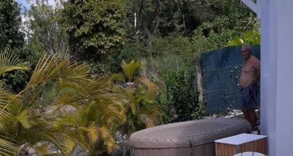 3 GĂźtes avec Jacuzzi particulier