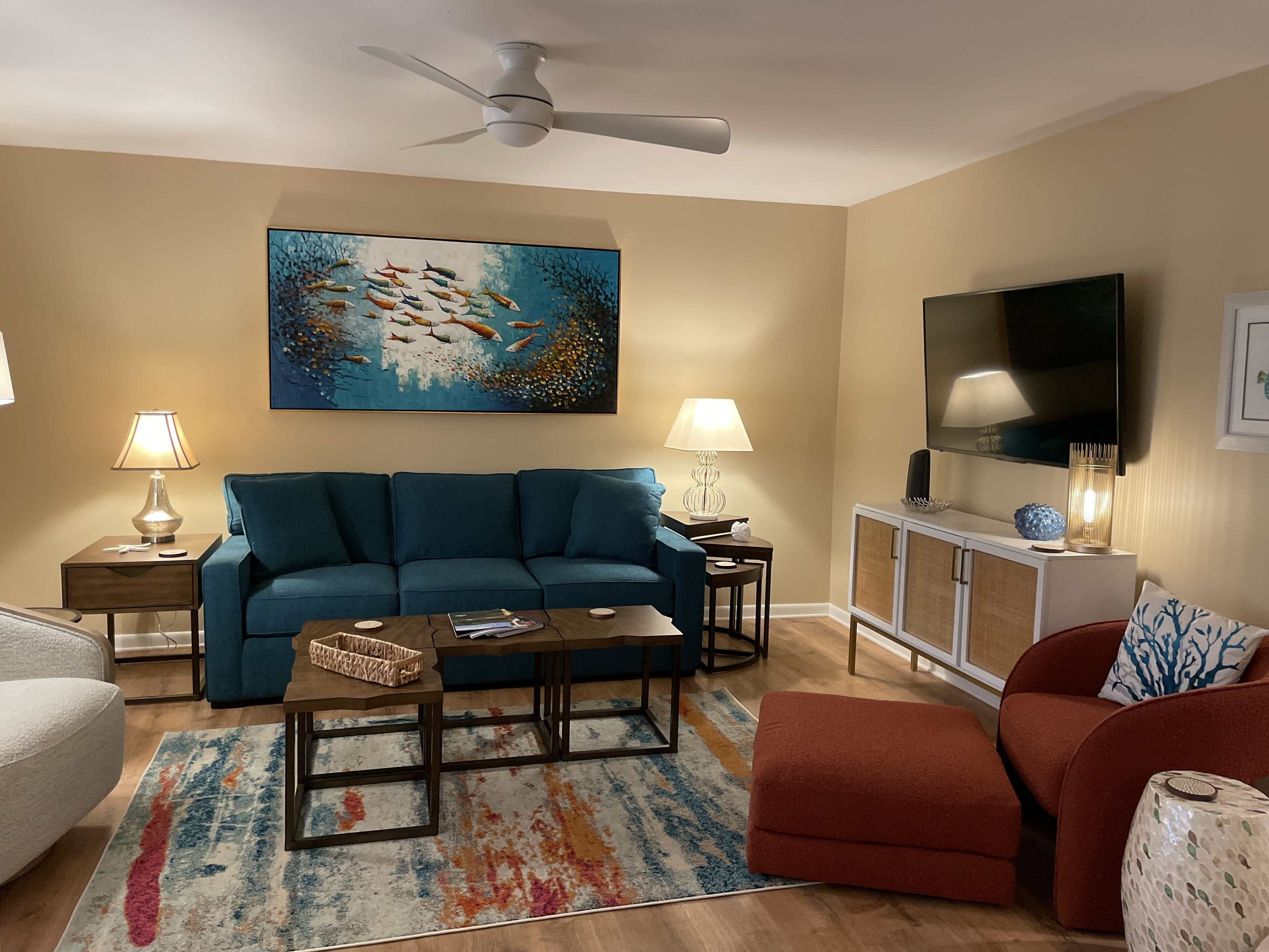 Harbour Views/Updated/1St Floor/1BR Flat w/Sofa Bed/Heated Pool/Walk-in Shower