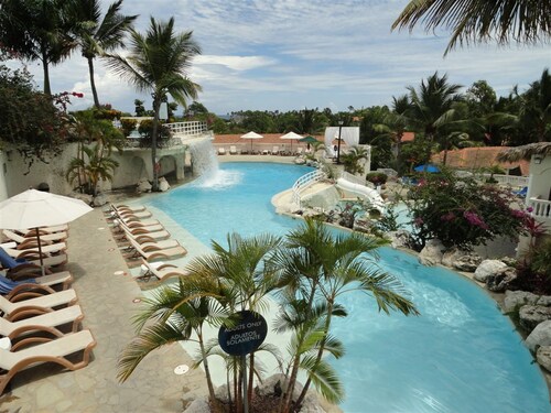 Beautiful Elegant 1 Bedroom /1 Bathroom Residence Suite at LHVC Resort and Spa