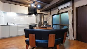 Fridge, microwave, cookware/dishes/utensils