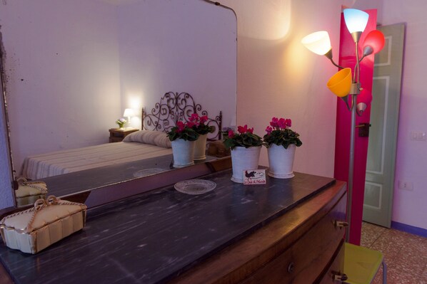 1 Schlafzimmer, Bügeleisen/Bügelbrett, Bettwäsche