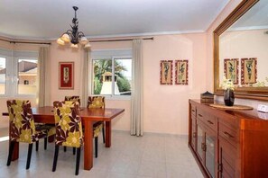 Dining - CH Villa Calida Monteazul (Benijofar) (Benijofar)