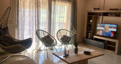 Dream Home is a new, independent modern apartment 250 m from the the beach