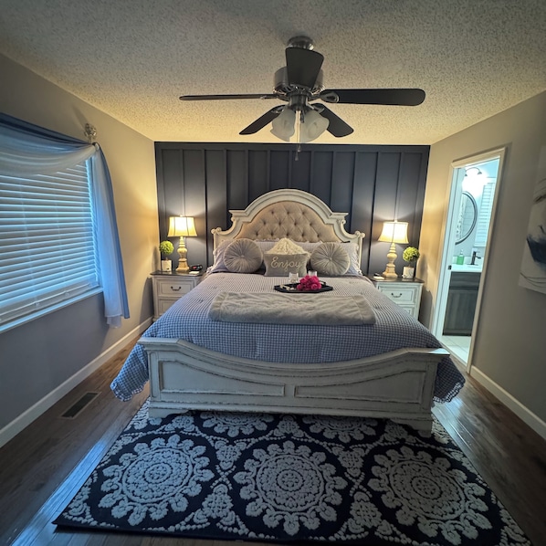 2 bedrooms, iron/ironing board, free WiFi, bed sheets