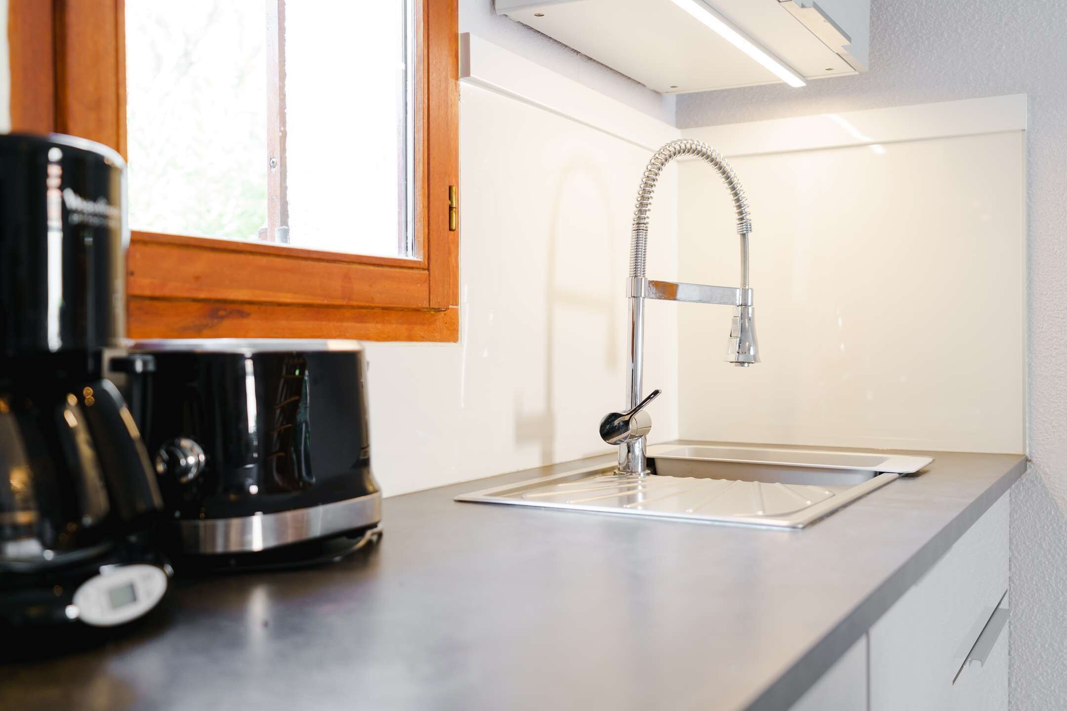 Refrigerador, microondas, horno, lavavajillas