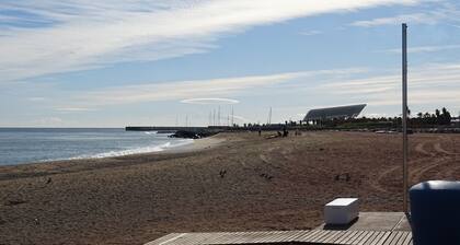 4 menthe Ă la plage et 20 menthe Ă las Ramblas plaza catalunya Barcelone