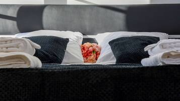 2 slaapkamers, een strijkplank/strijkijzer, reisbedje, wifi