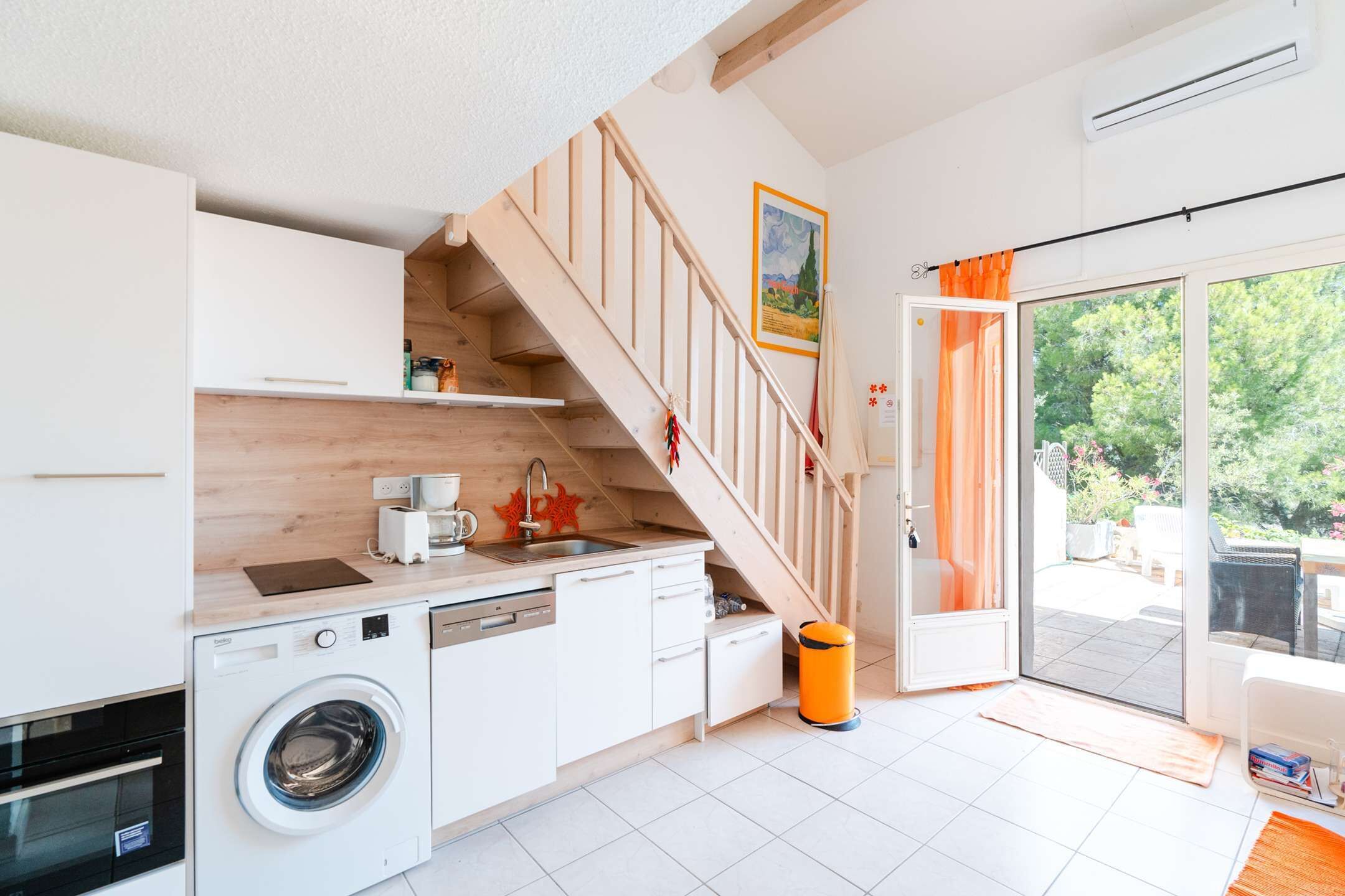 Refrigerador, microondas, horno, lavavajillas