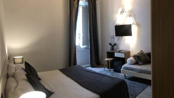 3 Schlafzimmer, Zimmersafe, BĂŒgeleisen/BĂŒgelbrett, WLAN