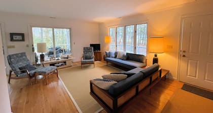 Blue Pearl Cottage - Single Family Home- Screen Porch - NO LINENS PROVIDED