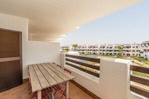 Outdoor dining - Apartamento Pasas (Mar de Pulpi) (San Juan de los terreros)