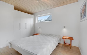 3 habitaciones, cuna de viaje y wifi gratis