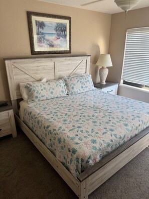 3 bedrooms, iron/ironing board, WiFi, bed sheets