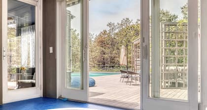 Dunes Summer Retreat • Easy Walk to Private Ocean Beach