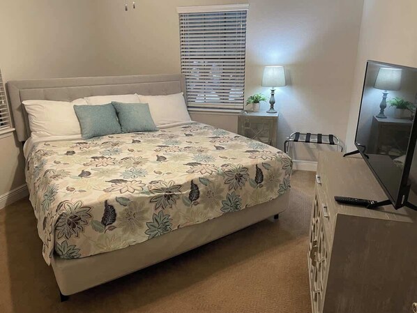 5 bedrooms, iron/ironing board, free WiFi, bed sheets