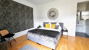 3 Schlafzimmer, Bügeleisen/Bügelbrett, WLAN, Bettwäsche