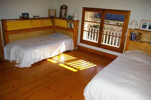 6 camere, ferro/asse da stiro, Wi-Fi gratuito, lenzuola