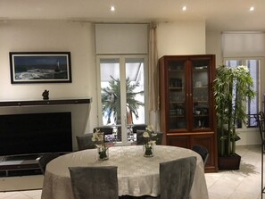 Servei de restauració