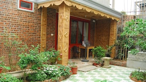 Luxury Bungalow, 1 Queen Bed, Garden View | Terrace/patio - Tam Coc Family Homestay (Nam Hoa Lu)