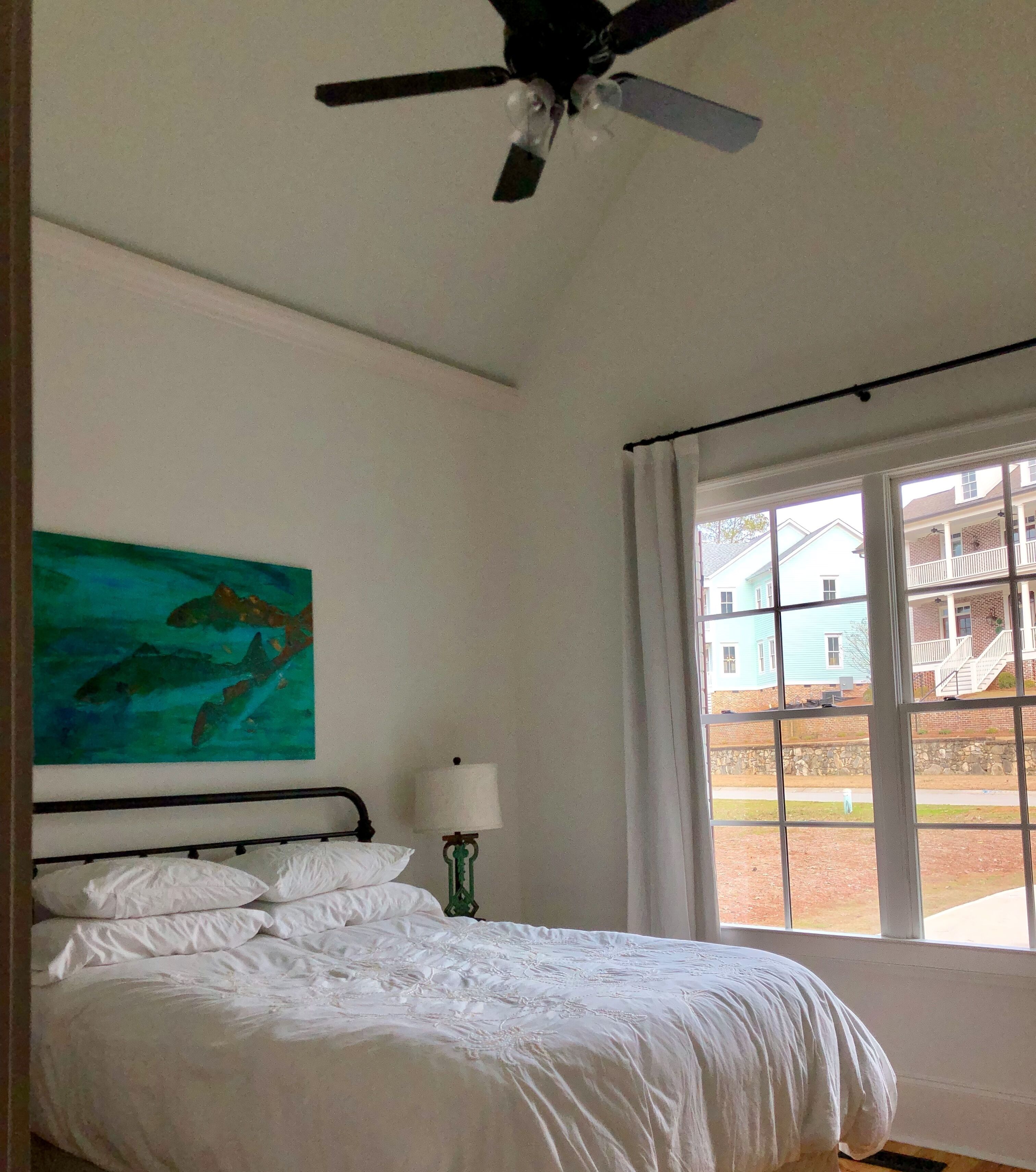 4 dormitoris, planxa i posts de planxar, wifi i roba de llit 