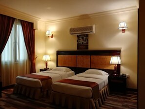 Tomannsrom – standard | Minibar, safe på rommet, blendingsgardiner og barnesenger (inkludert)