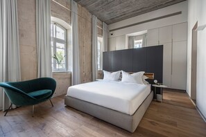 3 makuuhuonetta, silitysrauta/-lauta, Wi-Fi, vuodevaatteet