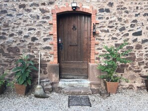 Exterior detail - Idyllic Secluded Provençal Villa in Protected Park Land (Le Luc)