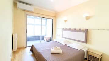 2 bedrooms, internet, bed sheets