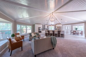 Smart TV, foosball, table tennis, stereo